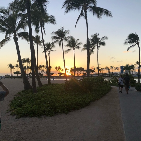 Meet your Posher, Shelley - Picture 5 of 7